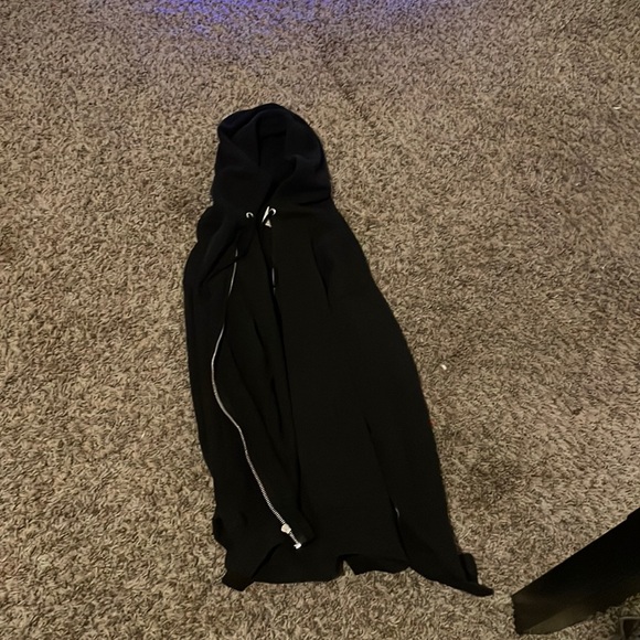 plain black hoodie - Picture 1 of 2